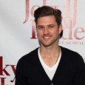 Un album pour Aaron Tveit